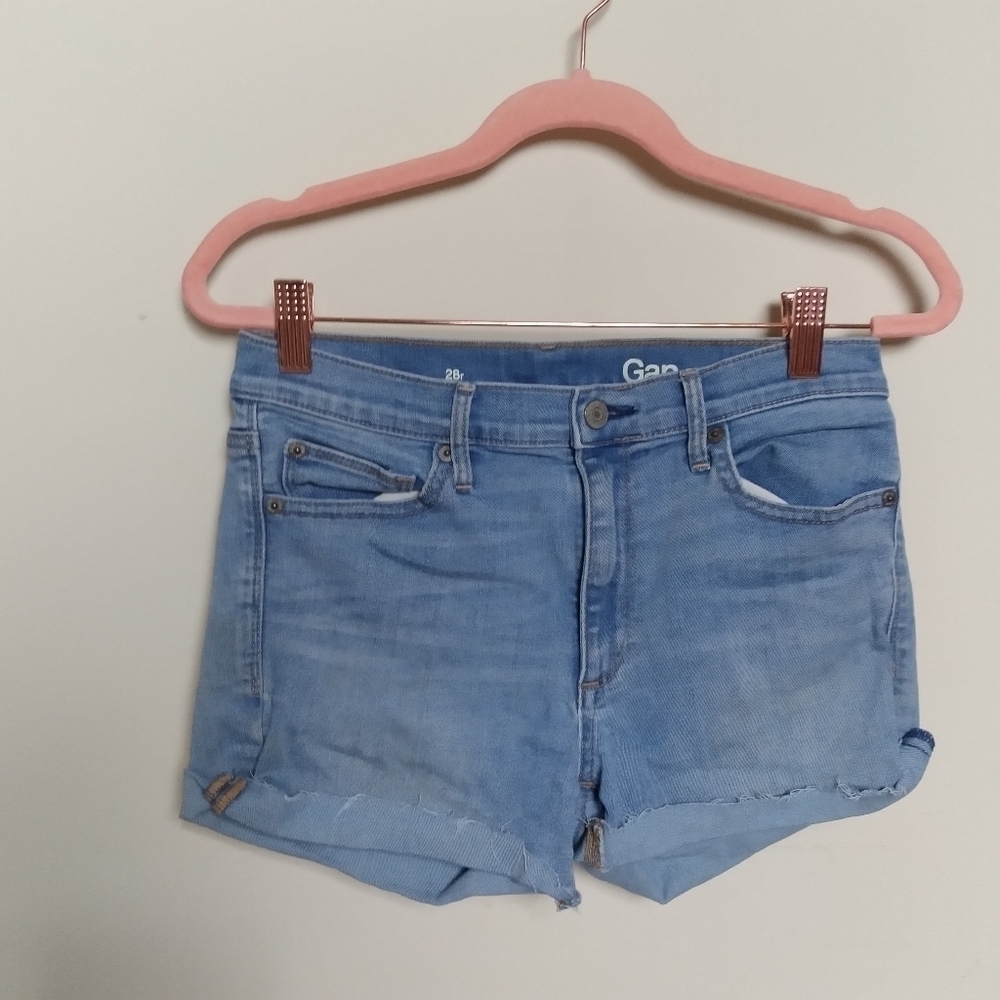 Gap 1969 Light Wash Cuffed Mid Rise Denim Shorts Size 28